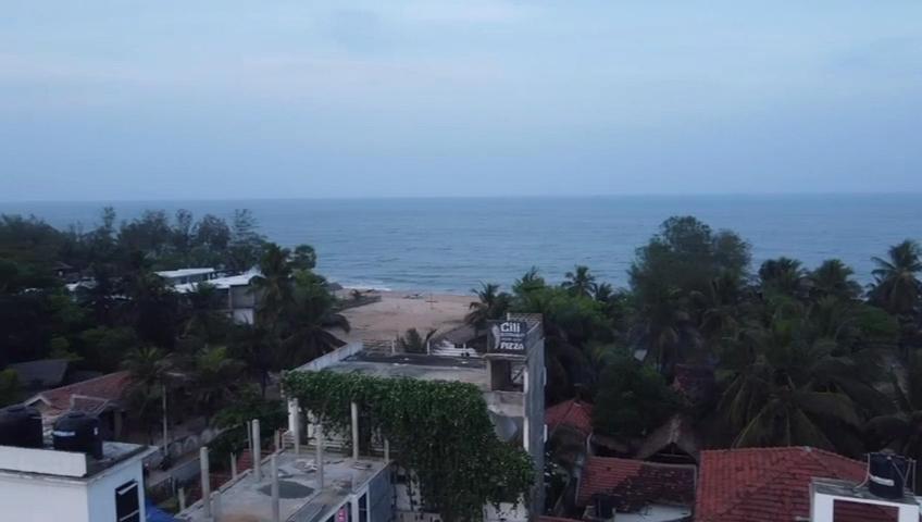 Hotel Crystal Bay Arugam Bay Esterno foto