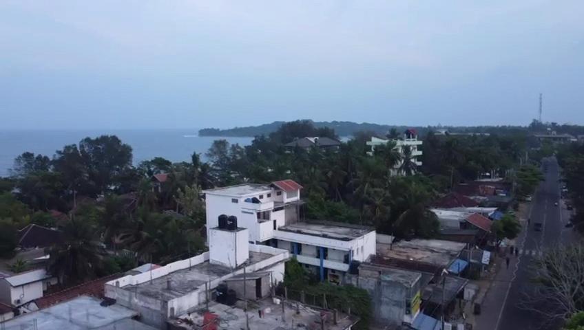 Hotel Crystal Bay Arugam Bay Esterno foto