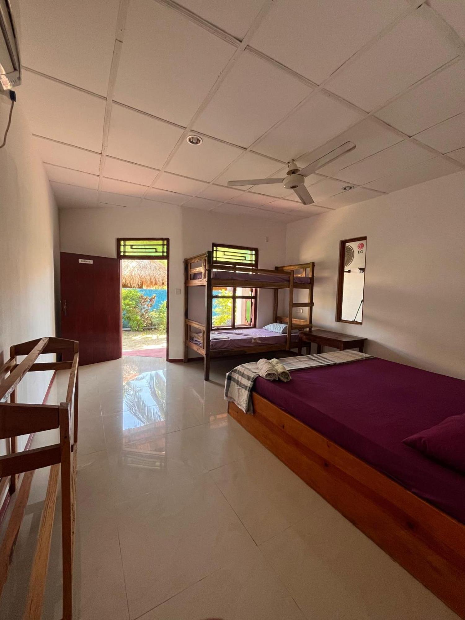Hotel Crystal Bay Arugam Bay Esterno foto